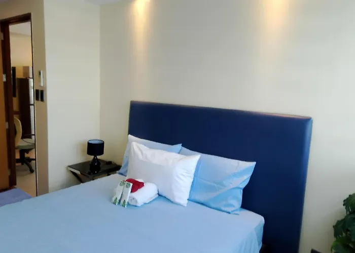 R2 Condotel Tower Manila
